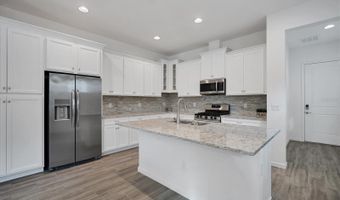724 WINTERSIDE Dr, Apollo Beach, FL 33572