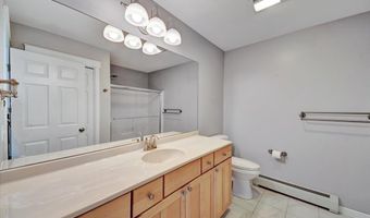28 Mansfield Ln, Berlin, VT 05602