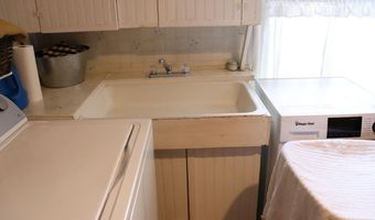 104 Pearl St, Bangor, ME 04401