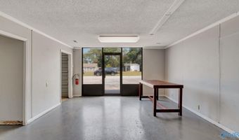 1214 N Jefferson St, Athens, AL 35611