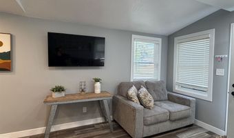 57 61 Dewey St, Arnolds Park, IA 51331