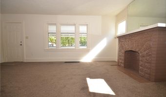 928 Delia Ave, Akron, OH 44320