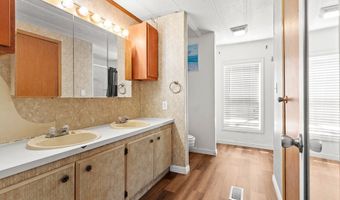 513 PAULINE Dr, Bonneau, SC 29431