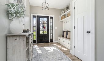 1709 Westview Dr, Allegan, MI 49010