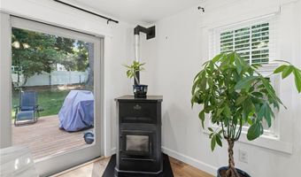 80 Barrett Ave, North Providence, RI 02904