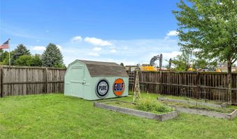 201 11th St NW, Altoona, IA 50009