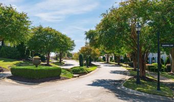 204 Lucca Dr, Greenville, SC 29609