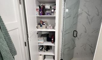 110 Meadow Ct, Argos, IN 46501