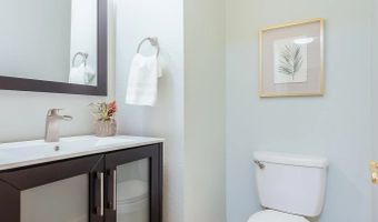 4577 Essex Ct, Carlsbad, CA 92010