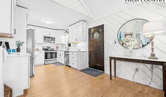 405 Sleepy Hollow Ln, Banner Elk, NC 28604