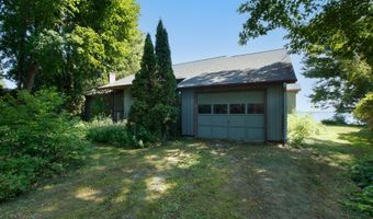915 Fiske Rd, Alburgh, VT 05440