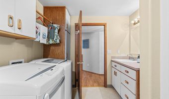 11056 Snake River Rd, Asotin, WA 99402