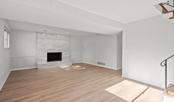 100 OAK Dr, Annapolis, MD 21403