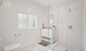 11822 Exposition Blvd, Los Angeles, CA 90064