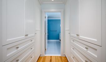 211 Stratford Ave, Beach Haven, NJ 08008