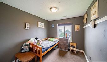 3060 S Chartwell Gdns, Ammon, ID 83406