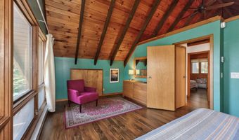 55 Lakeview Dr, Adirondack, NY 12808