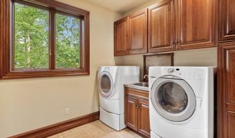 940 McCaffery Rd, Bigfork, MT 59911