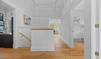 301 Valley Rd, Cos Cob, CT 06807