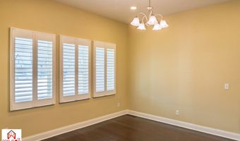 372 Foxboro Dr, Avon, IN 46123