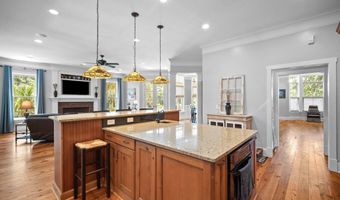 106 Coosaw Club Dr, Beaufort, SC 29907