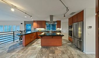 10164 Vivera Dr, La Mesa, CA 91941