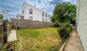 3223 STRICKLAND St, Baltimore, MD 21229