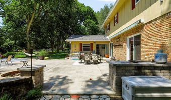 8852 Ridge Hill Dr, Indianapolis, IN 46217