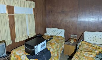 4233 Swan Lake Dr, Allegan, MI 49010