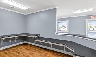 515 E Main St, Anna, OH 45302