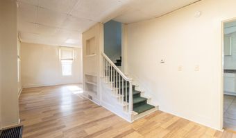 407 W MARTIN St, Abingdon, IL 61410
