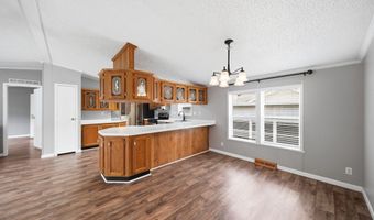 817 Savannah River Dr, Adrian, MI 49221