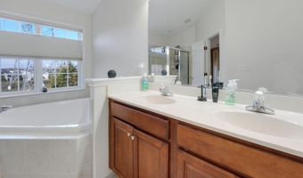 41863 CINNABAR Sq, Aldie, VA 20105
