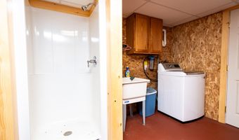 183 Barnard Rd, Barnard Twp., ME 04414