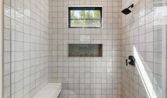 4050 Contera Rd, Encino, CA 91436