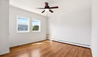 174 Orient St, Bayonne, NJ 07002