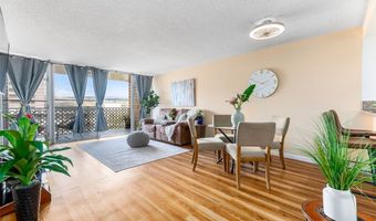 3020 Ala Napuaa Pl 202, Honolulu, HI 96818