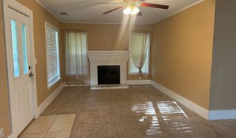 305 NW 3rd St, Antlers, OK 74523