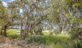 62 Meridian Rd, Beaufort, SC 29907