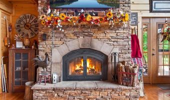 1062 Wilder Hwy, Alpine, TN 38543