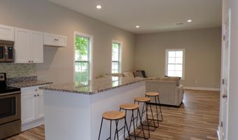 407 Green St, Belton, SC 29627