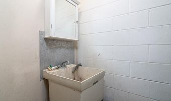 855 Aquidneck Ave 2, Middletown, RI 02842