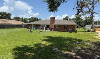 612 Esplanade Ave, Bay St. Louis, MS 39520