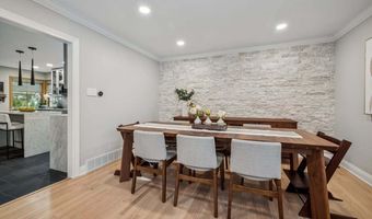 116 E Orchard St, Arlington Heights, IL 60005