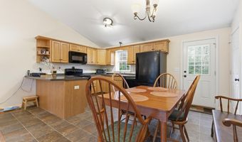 7 Brenton Ln, Barnstead, NH 03225