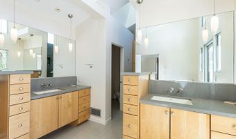 1350 Crestmont Dr, Angwin, CA 94508