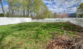 84 14th St, Bangor, ME 04401