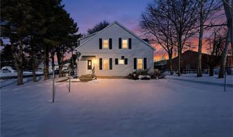 211 Commercial St, Arlington, WI 53911