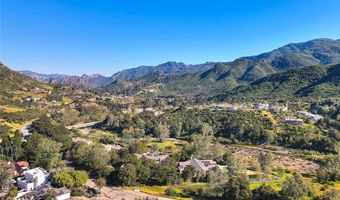 29846 Triunfo Dr, Agoura Hills, CA 91301