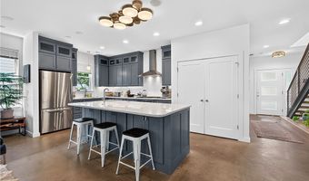 303 SE B St, Bentonville, AR 72712